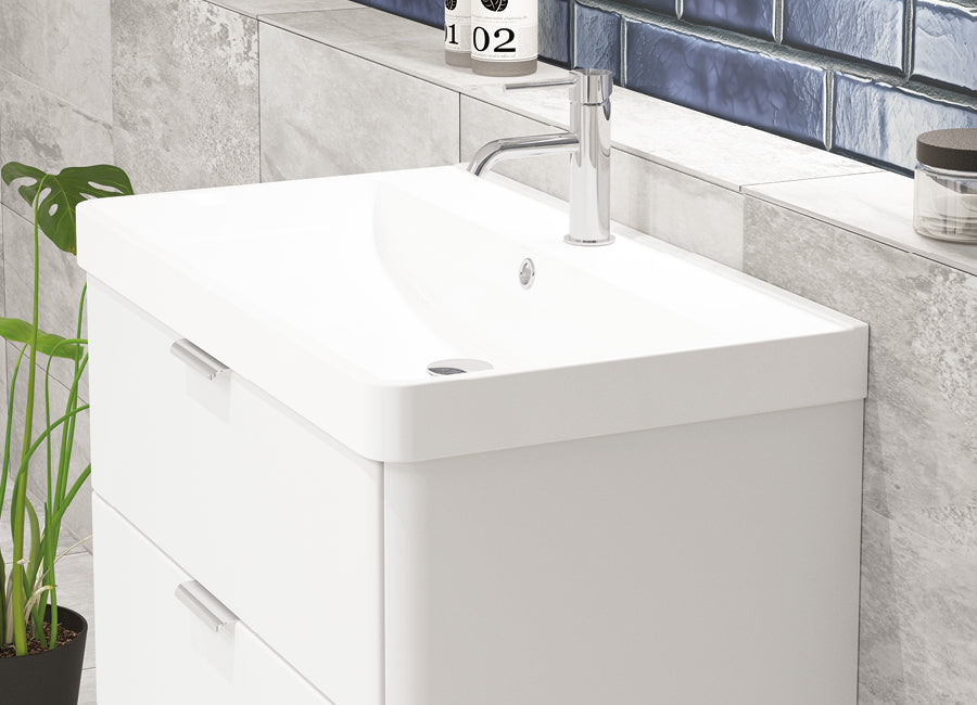 🛁 The Elarae Astral Suite