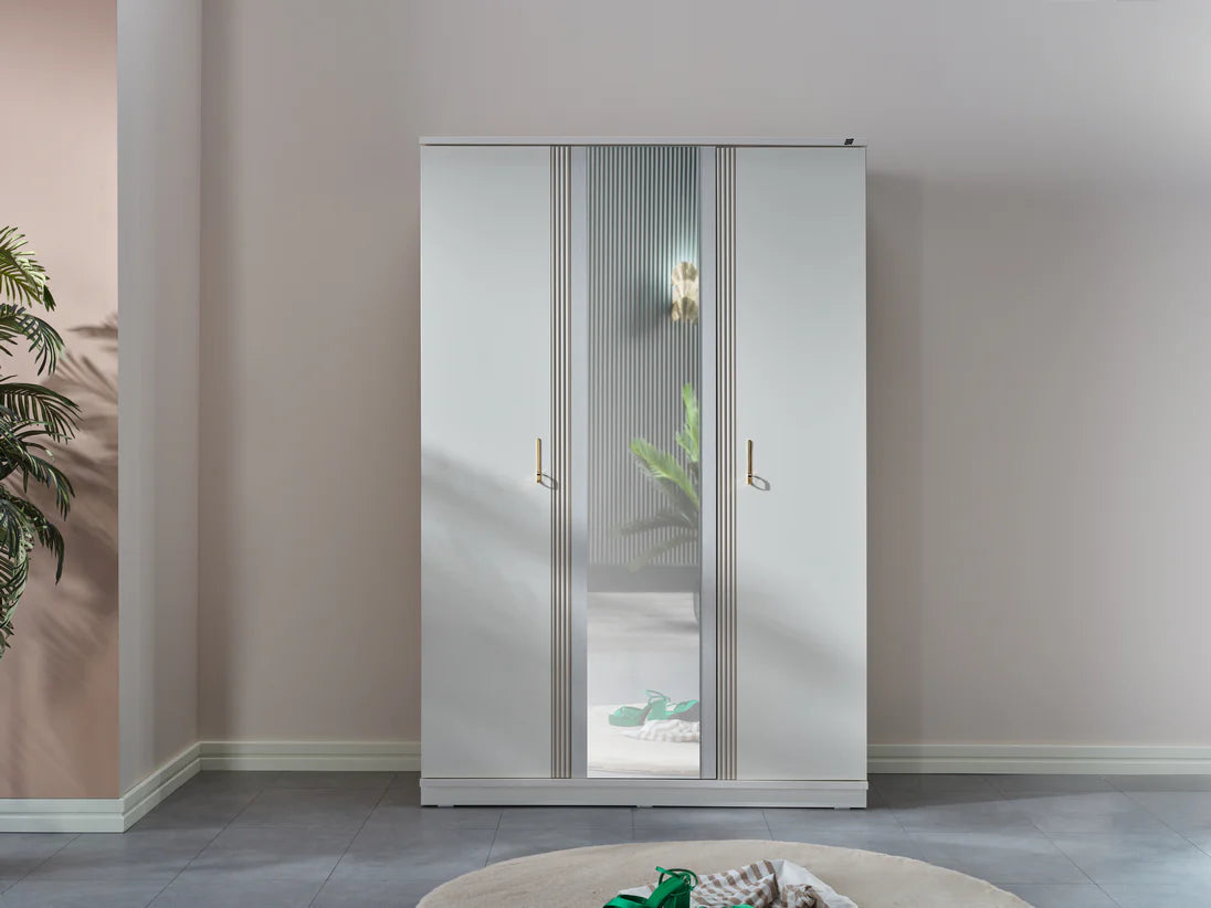 🛡 The Halviera Mirror Guard