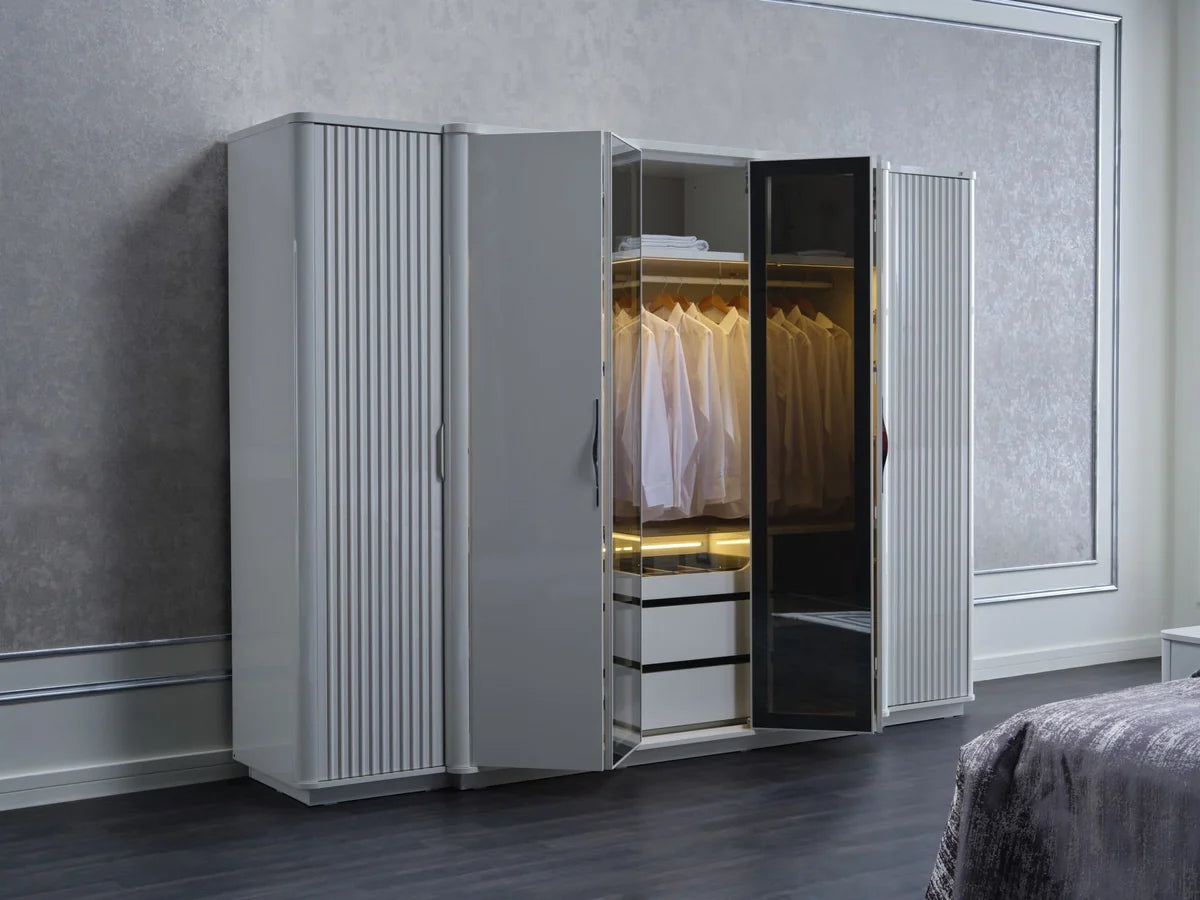 🛡 The Veyrah Fold