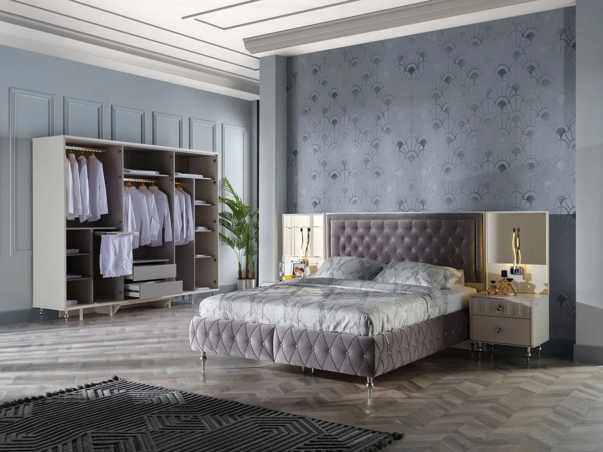 The Aurélian Mirror Guard