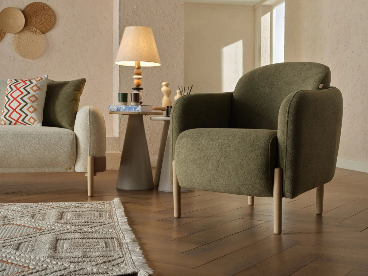 🌿 The Elowen Emerald