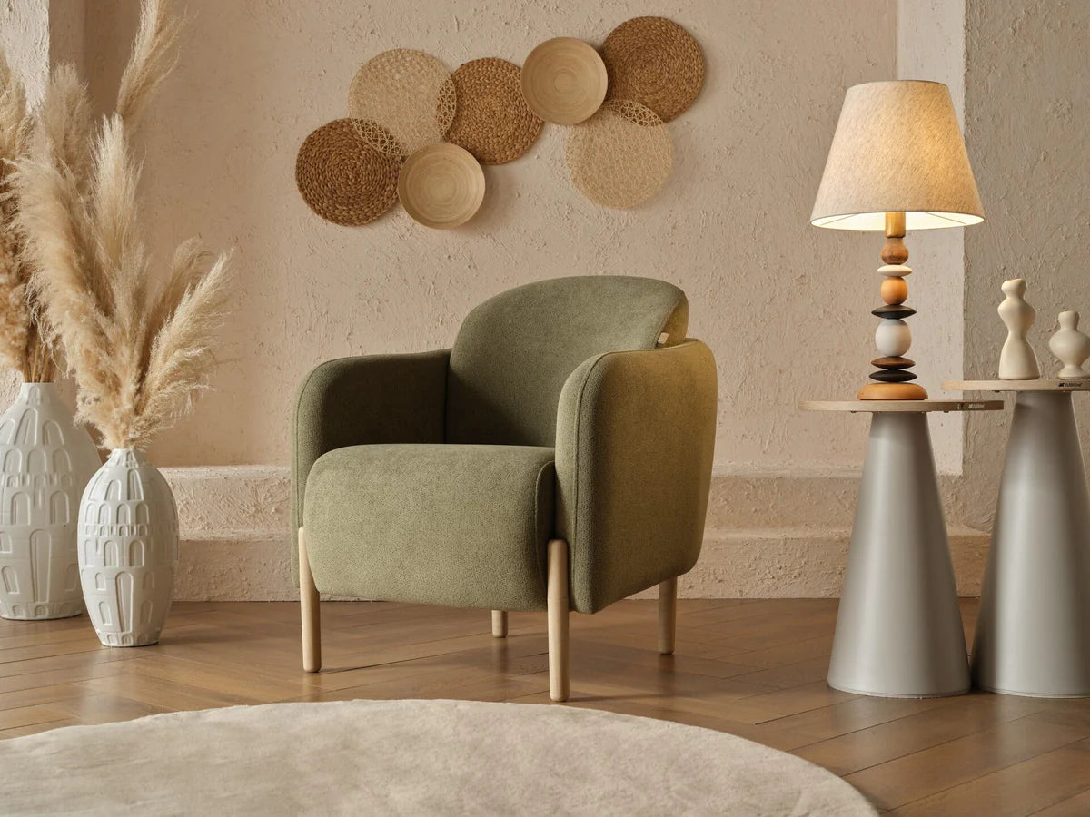 🌿 The Elowen Emerald