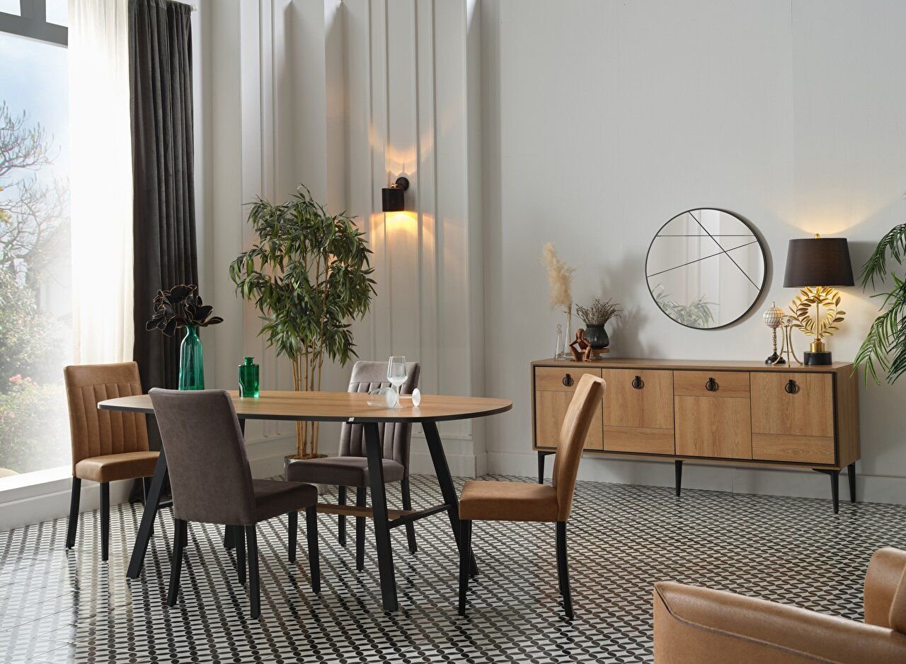 The Valen Dining Table