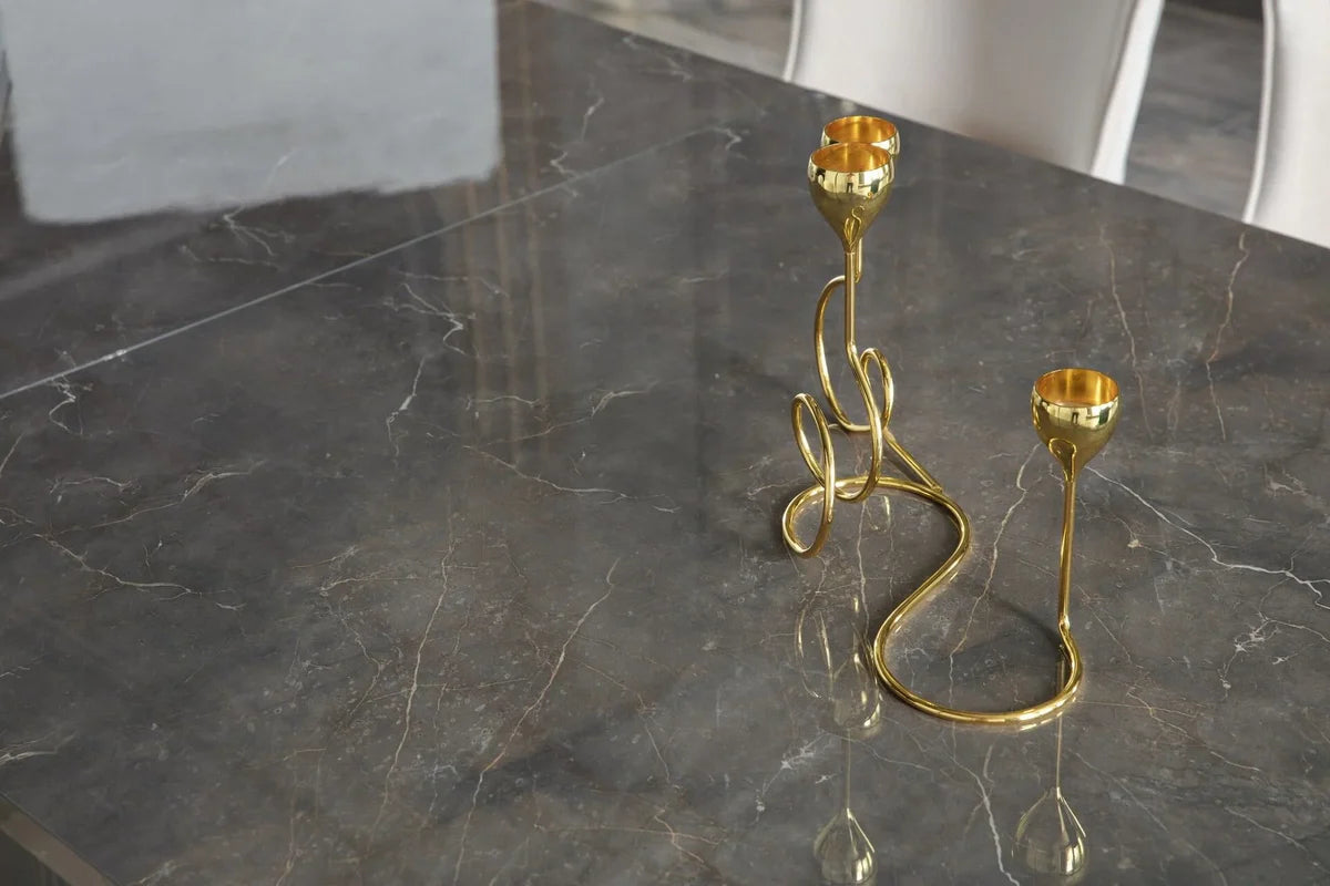 🍽 The Serenthal Dining Table