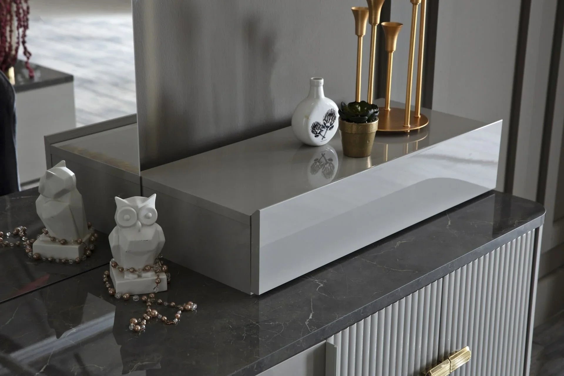 🛏 The Cyralis Signature Suite