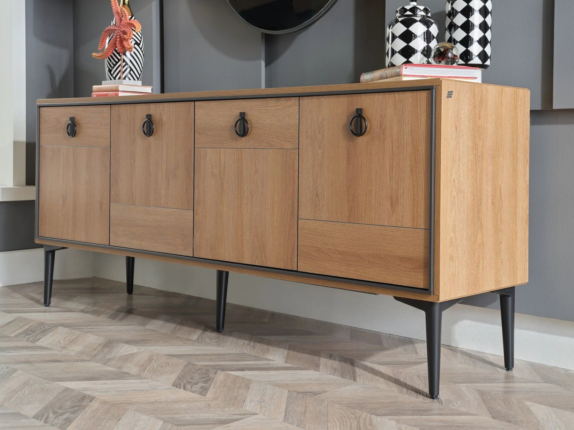 The Valen Chest