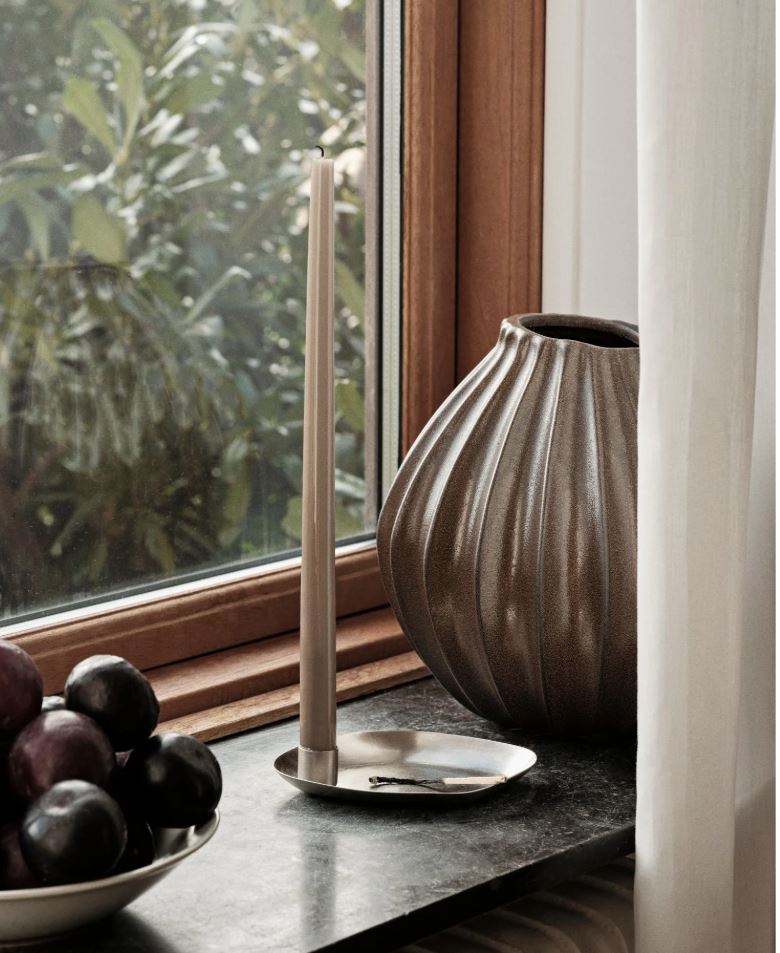 The Lystra Flame (L)